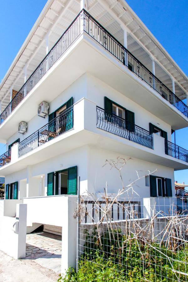 Ligia Waterfront Apartments Exterior photo